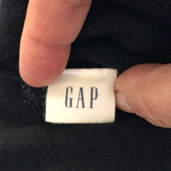 GAP/ Woman’s  Black  Cardigan/ SIZE M / - Picture 6 of 8
